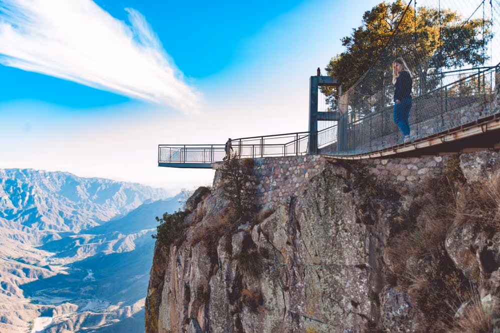 Mirador sobre el paisaje de las Barrancas del Cobre